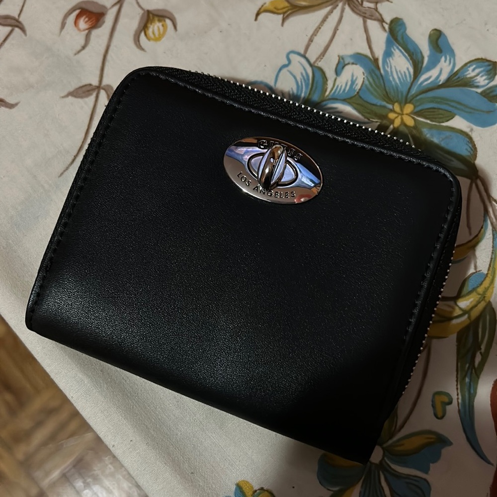 Guess Black And Silver Small Wallet